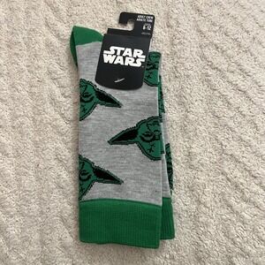 Star Wars Yoda Crew Socks Gray And Green Men's Size‎ 8-12